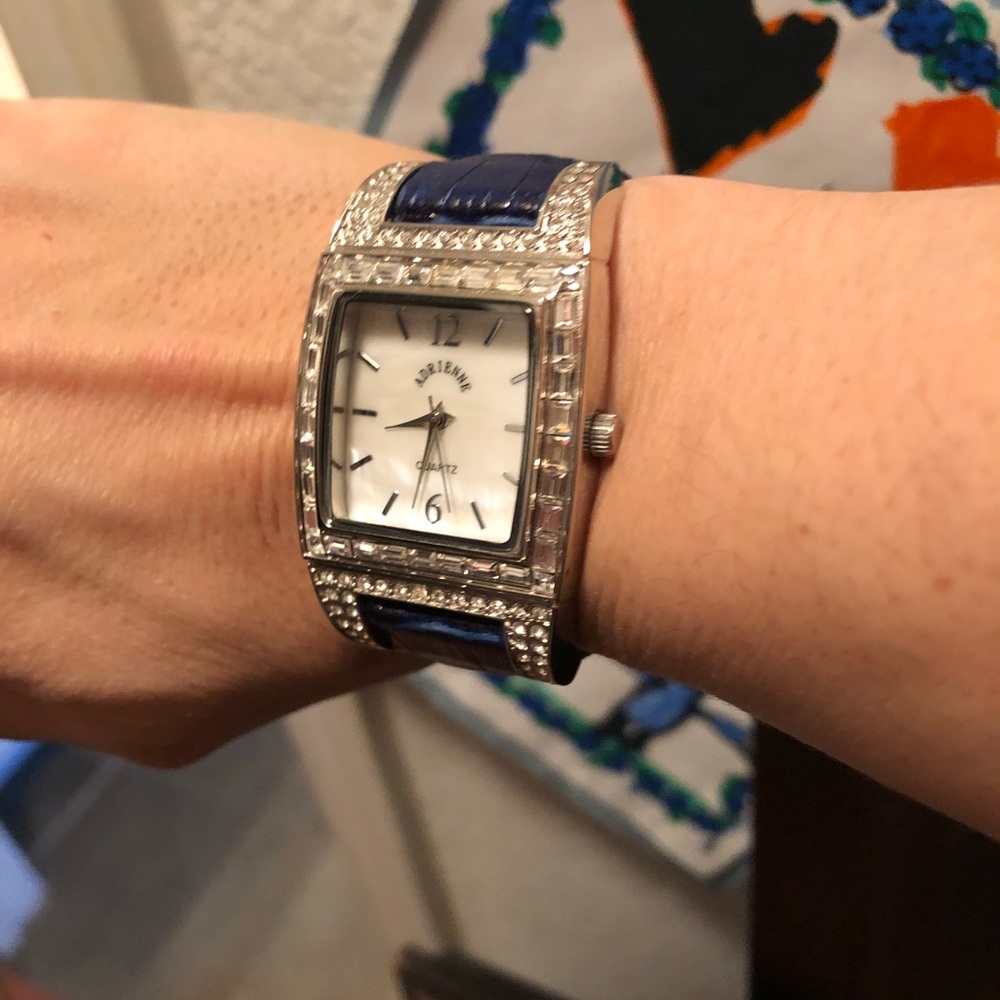 🆕Adrienne Watch